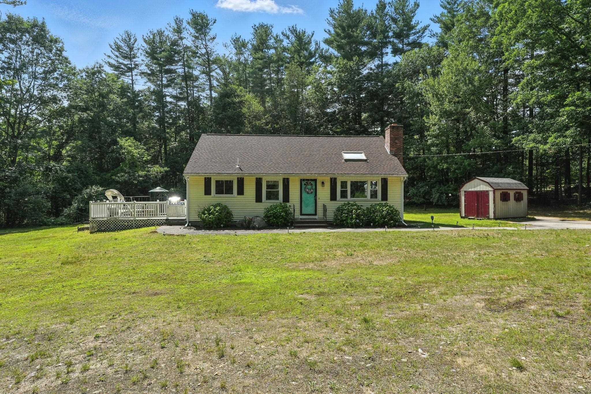 Property Photo: 11 Albany Avenue NH 03053