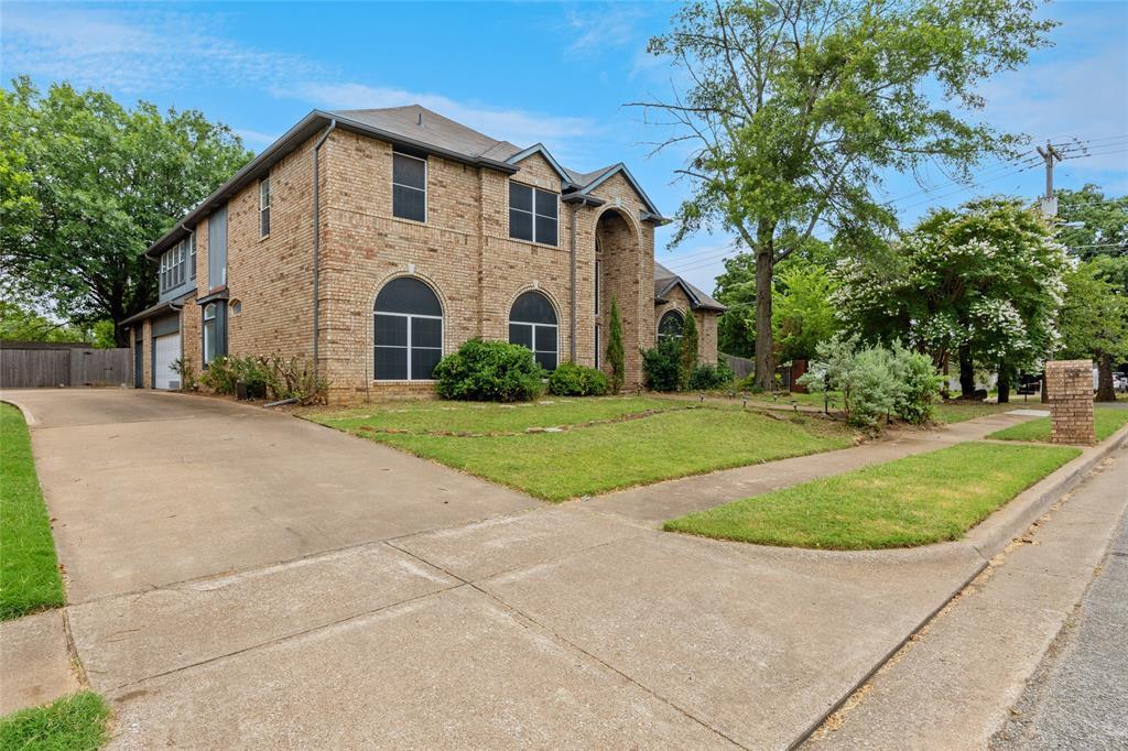 Property Photo: 7800 Calvert Lane TX 76182