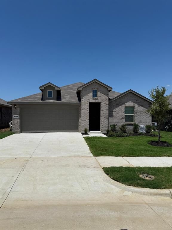 Property Photo: 1628 Alberque Drive TX 76249