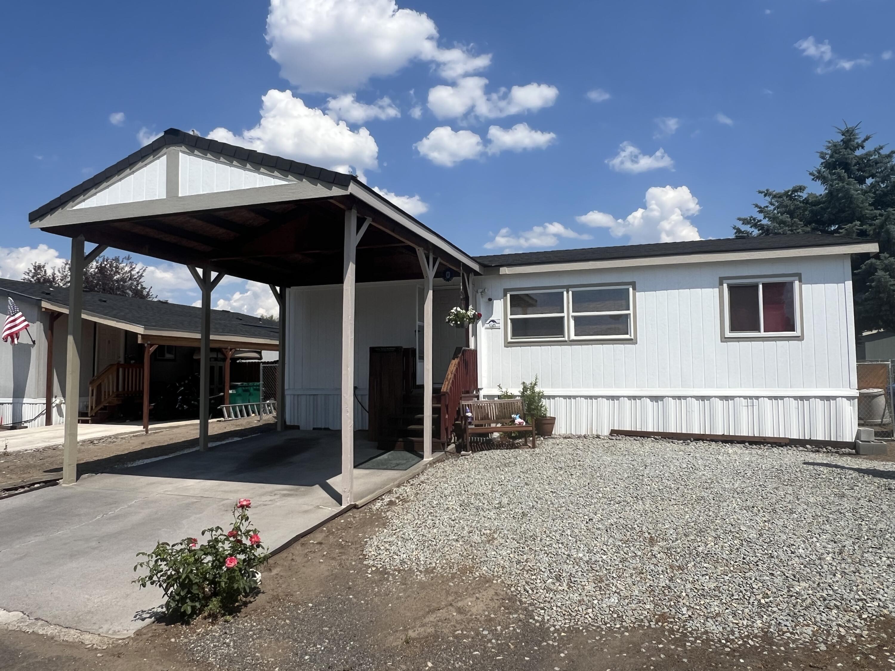 Property Photo: 4647 Winter Avenue 68 OR 97603