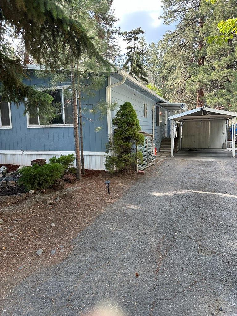 Property Photo: 61040 S Queens Drive 14 OR 97702