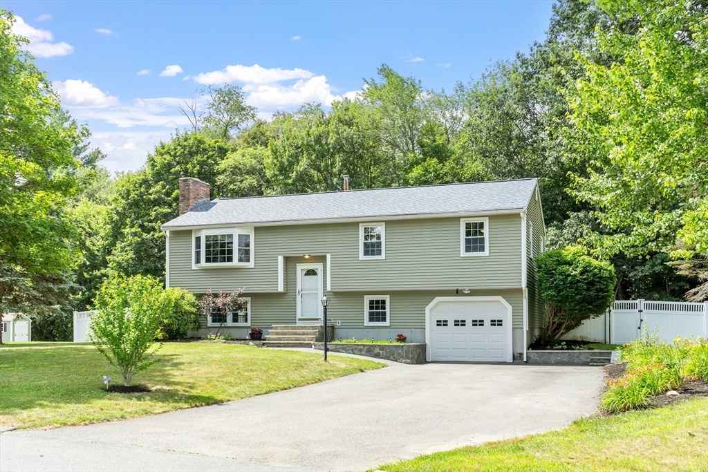 Property Photo: 5 Rolling Ridge Ln MA 01844