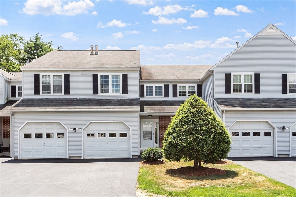 Property Photo:  197 Chapman Pl 197  MA 01453 