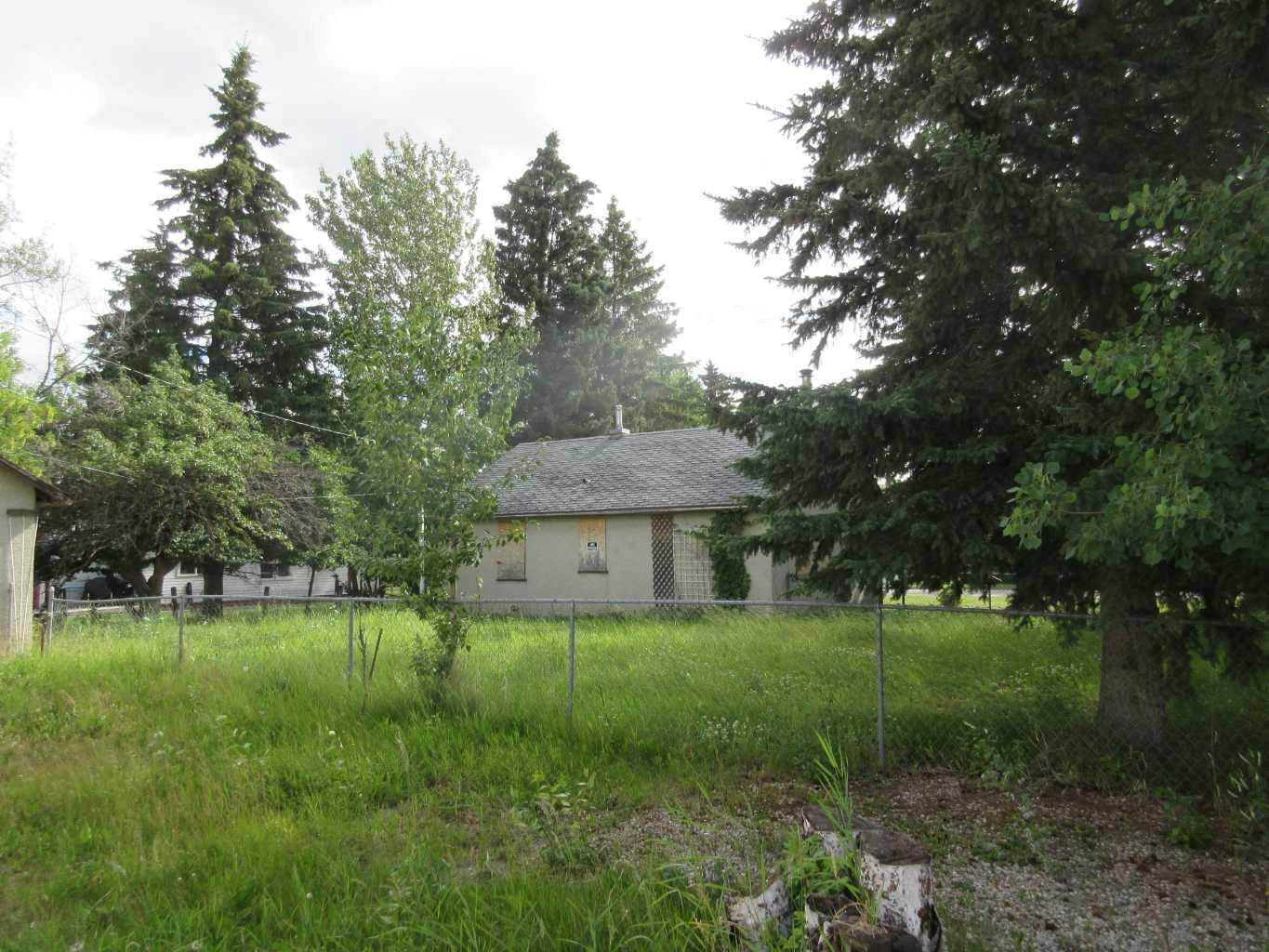 5012 48 Street  Rocky Mountain House AB T4T 1C1 photo