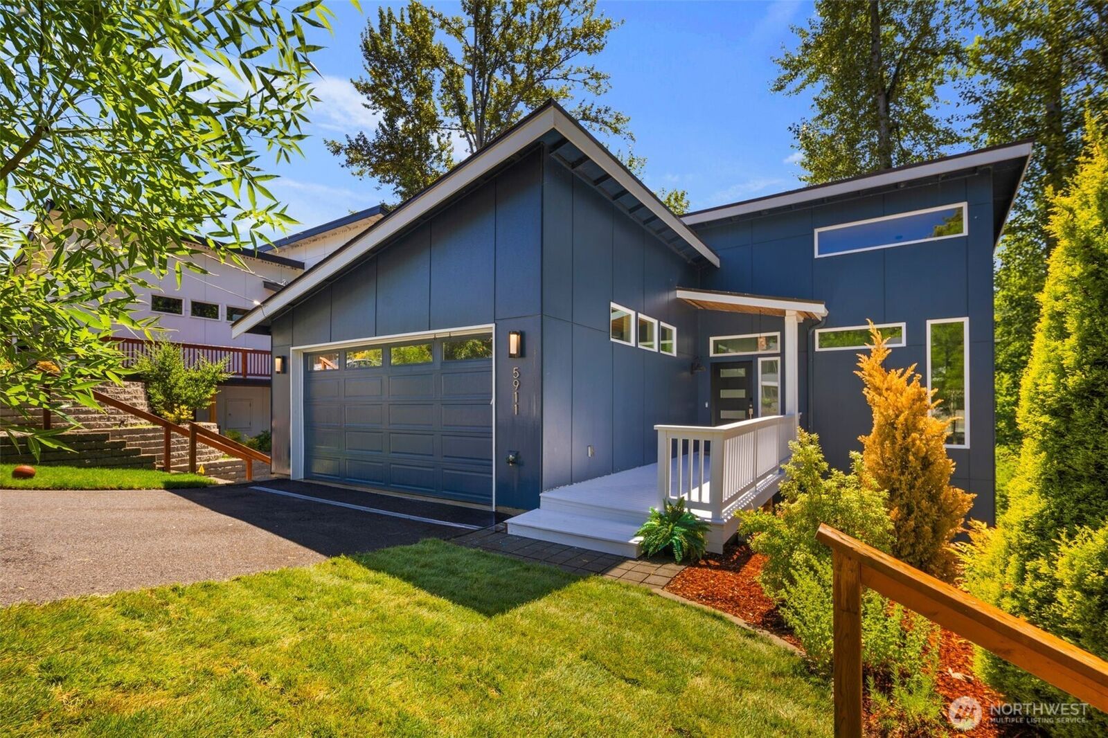 Property Photo:  5911 S Fountain Street  WA 98178 