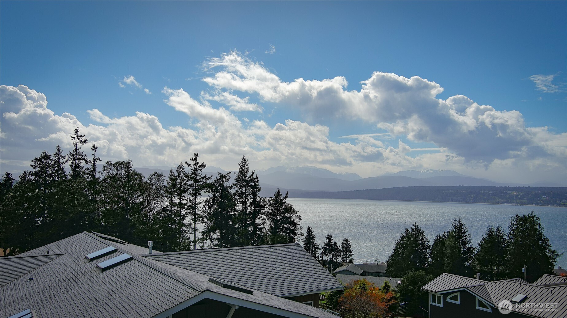 Property Photo: 85 Quinault Loop WA 98368