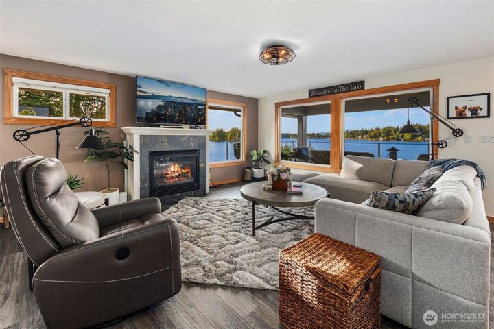 Property Photo: 30804 229th Place SE WA 98010