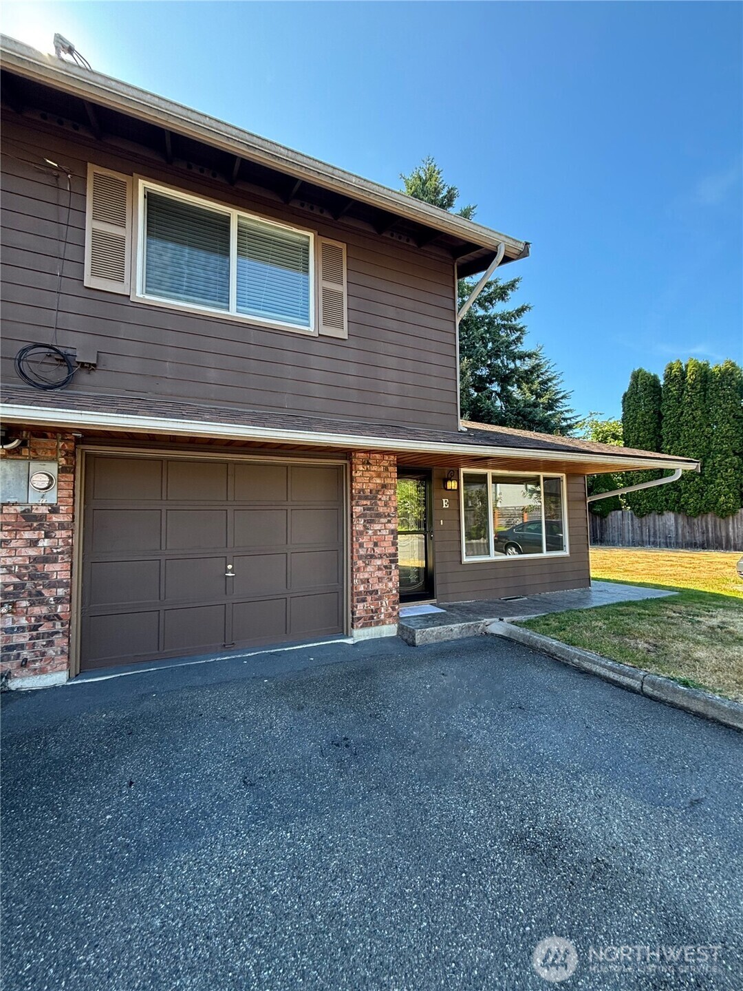 1721  Madison Street E  Everett WA 98203 photo