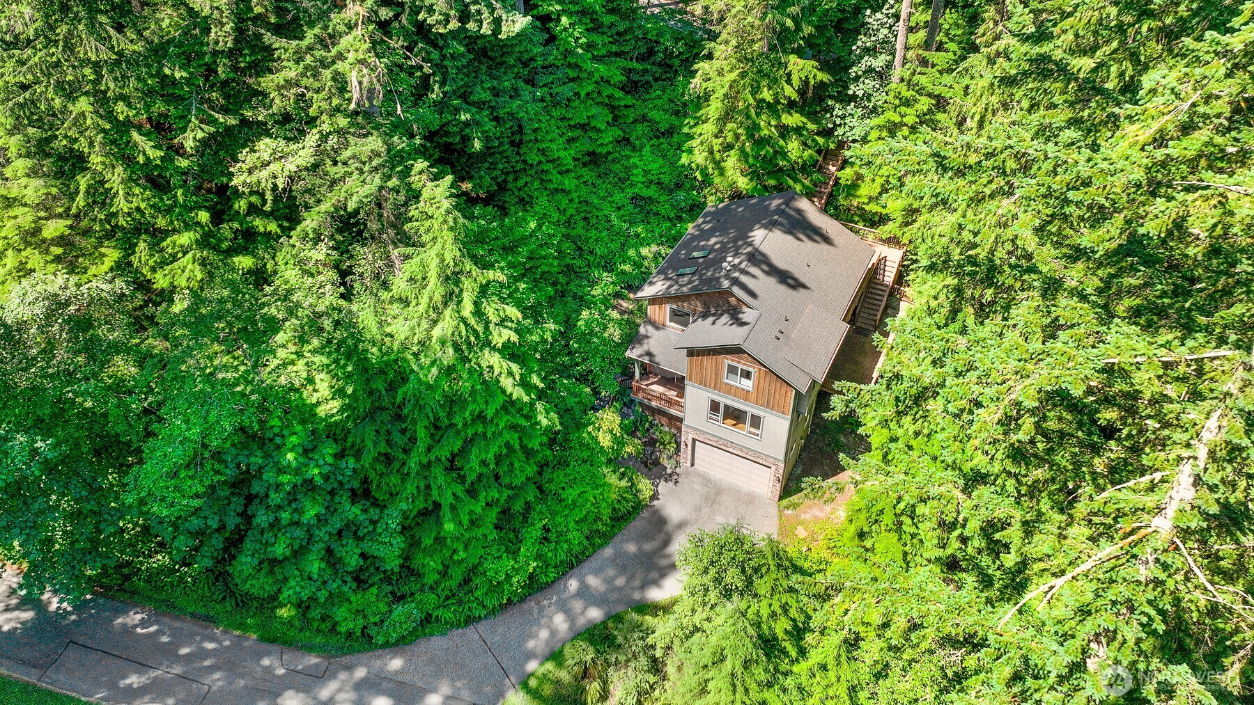 Property Photo:  5  Arabian Way  WA 98229 