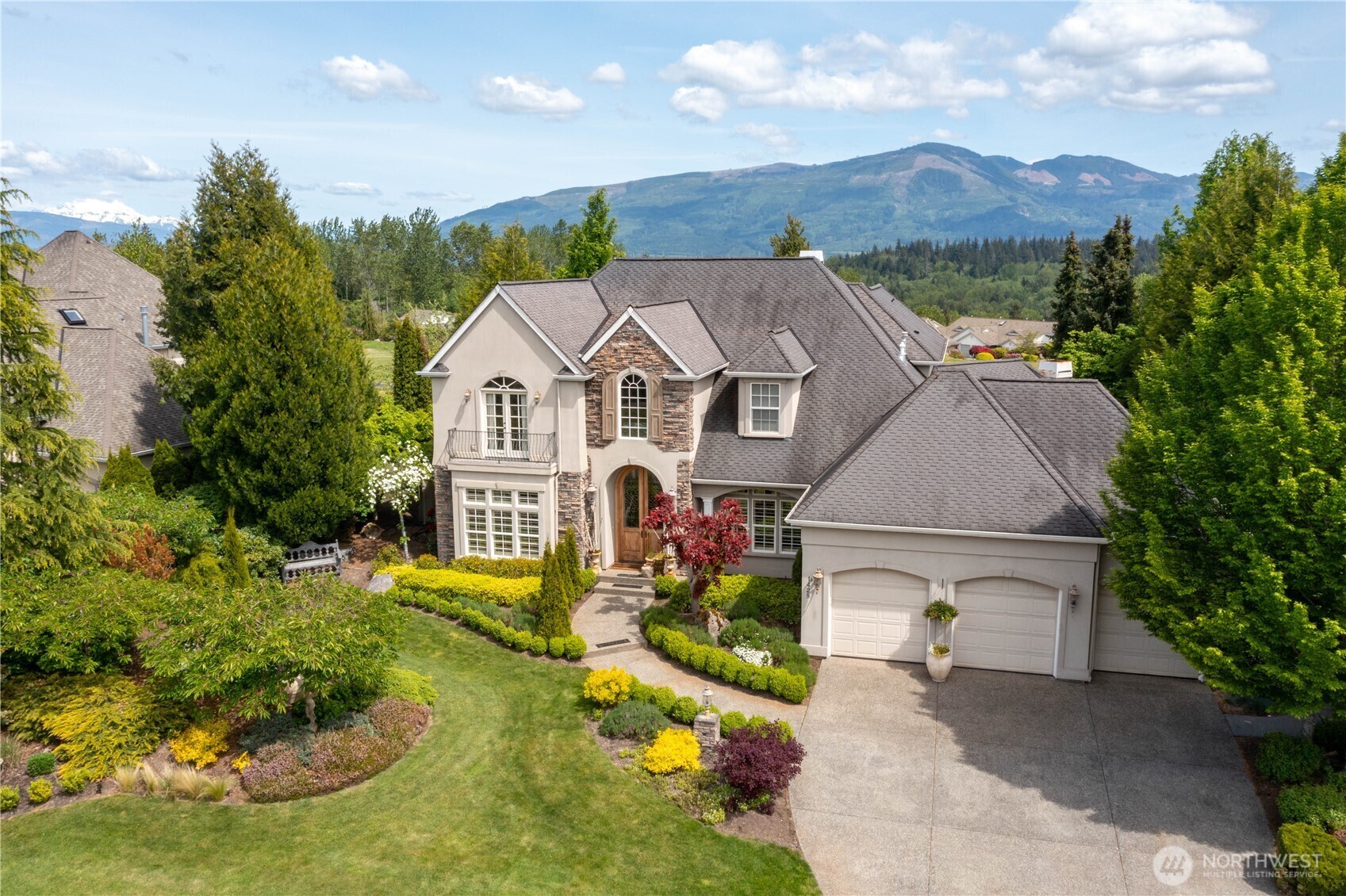 Property Photo:  1428  Alpine View Drive  WA 98274 