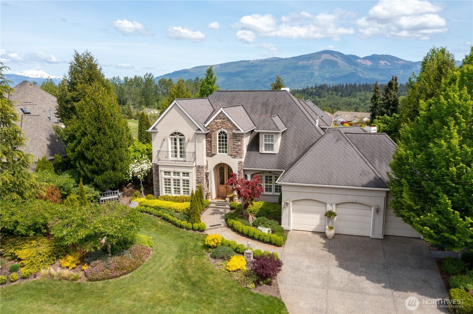 Property Photo:  1428  Alpine View Drive  WA 98274 