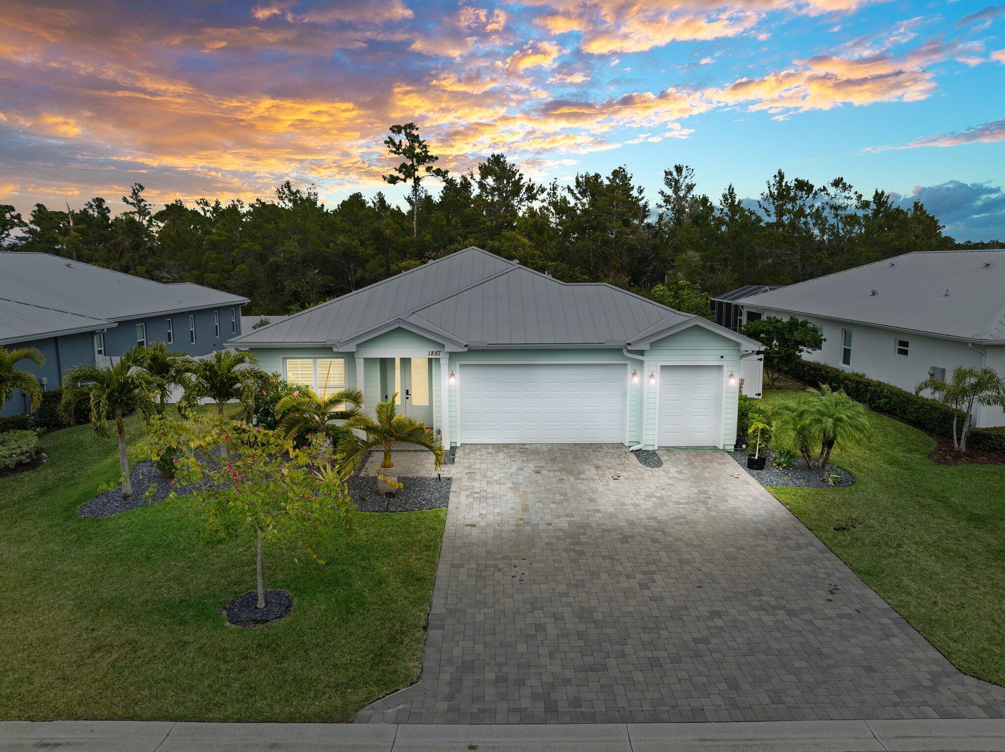 Property Photo: 1887 SW Pinewood Way FL 34990