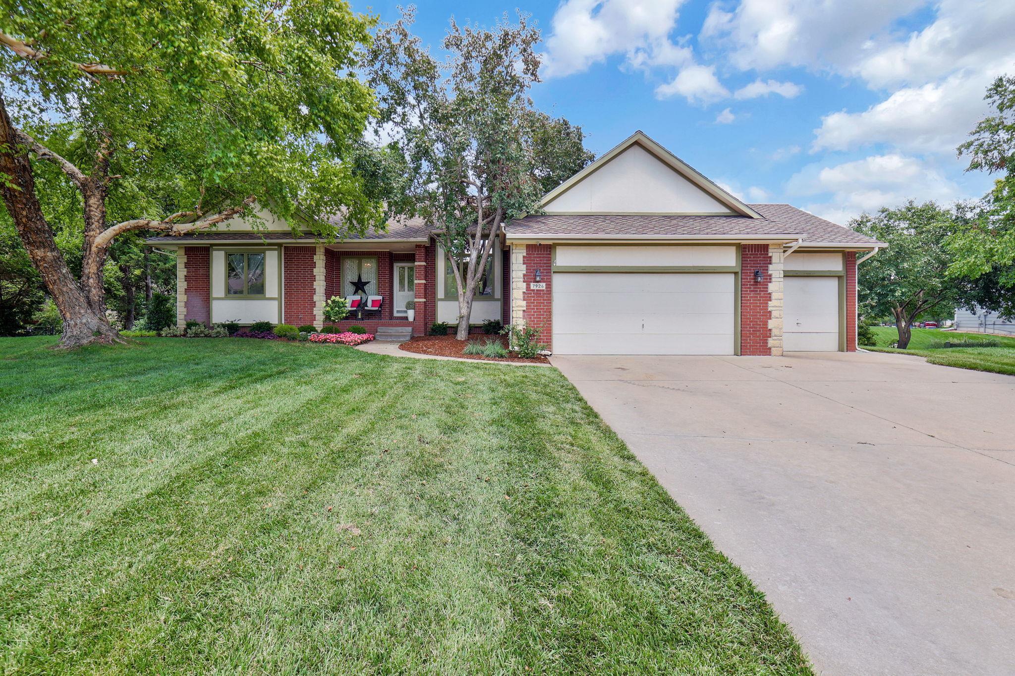 7926 W Meadow Pass Cir  Wichita KS 67205 photo