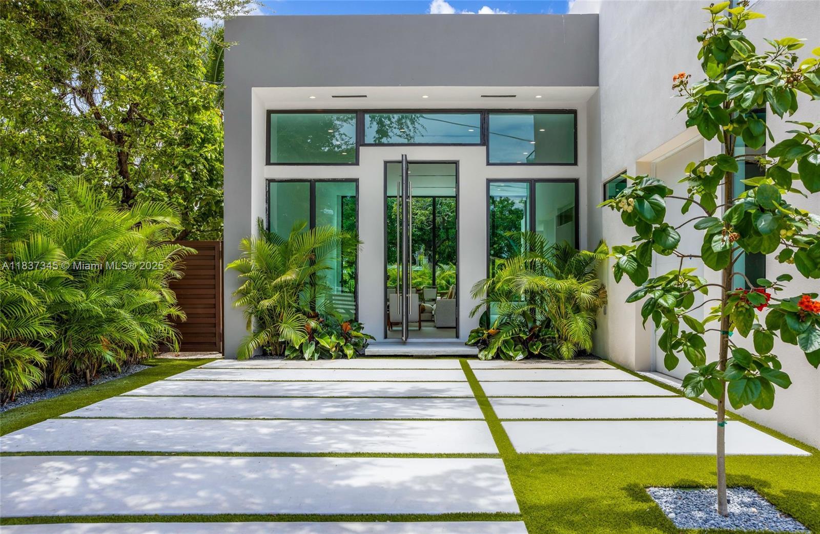 Property Photo: