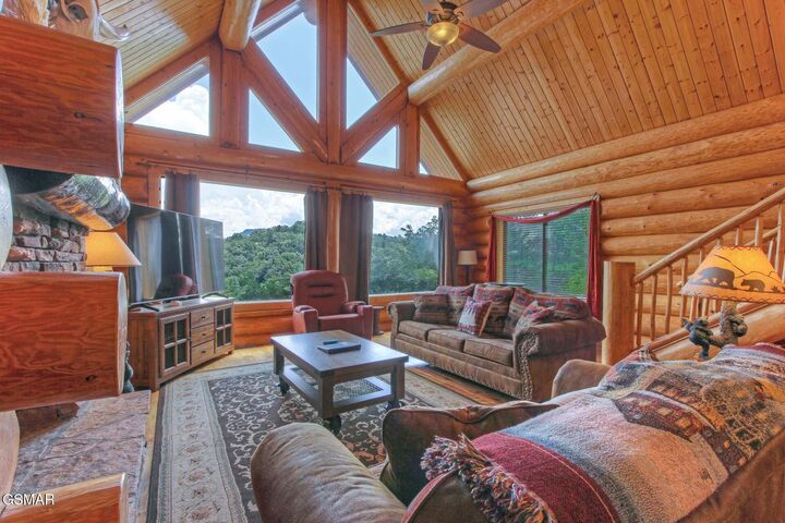 Property Photo:  2418 Smoky Vista Way  TN 37876 