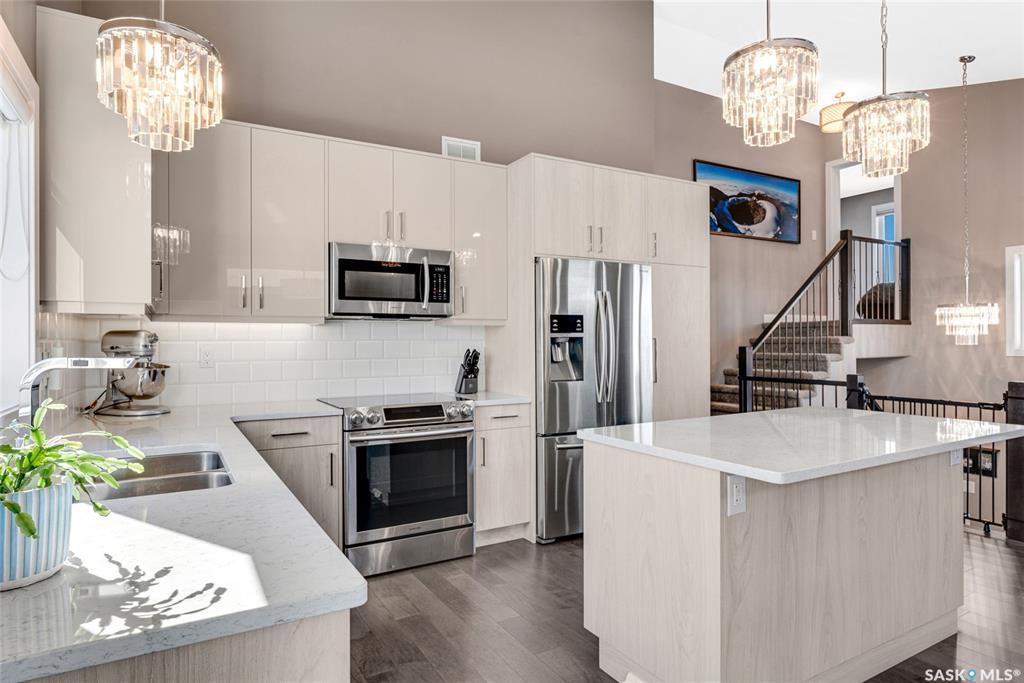 Property Photo: 566 Boykowich Crescent SK S7W 0S5