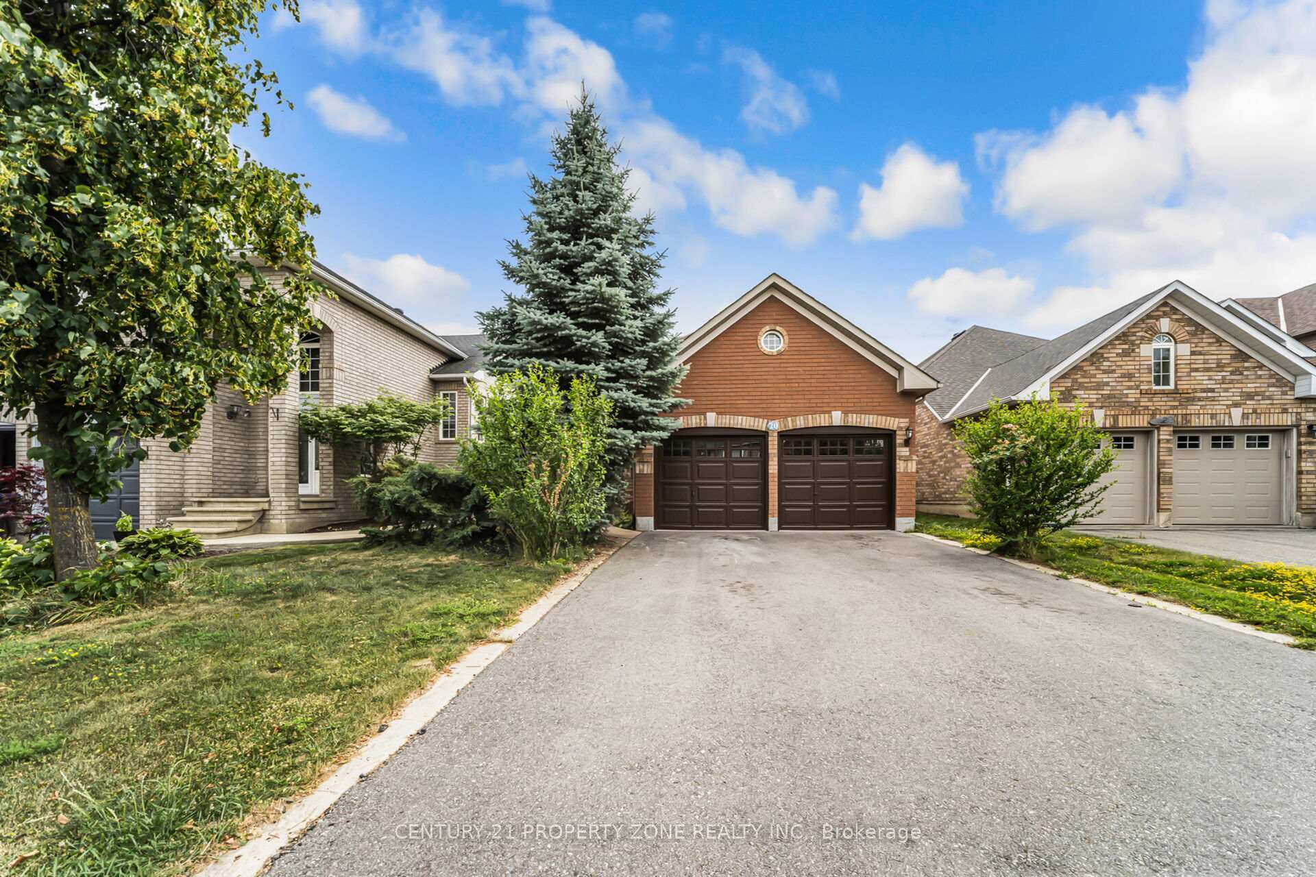 Property Photo: 20 Robertson Davies Drive ON L7A 1J9