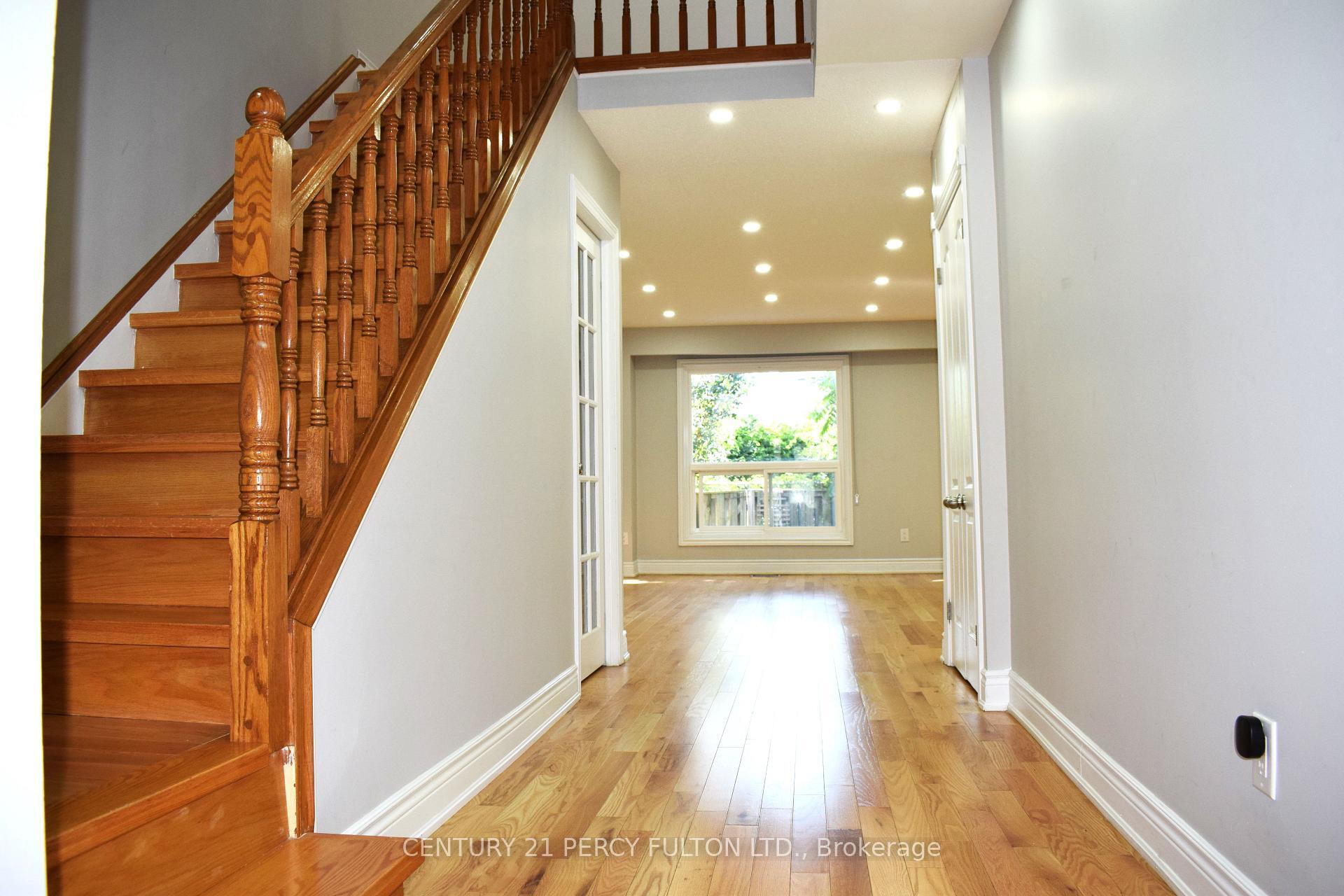Photo de la propriété: 70 Knightsbridge Way 33 ON L3P 3W5