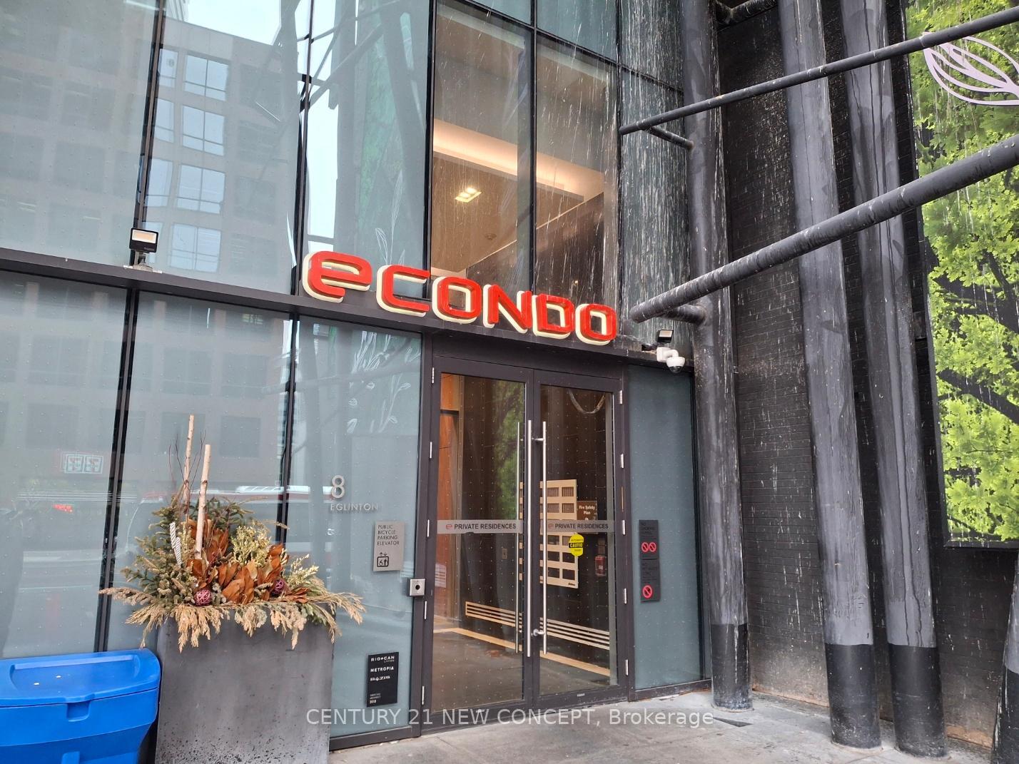 Property Photo: 8 Eglinton Avenue E 3412 ON M4P 0C1