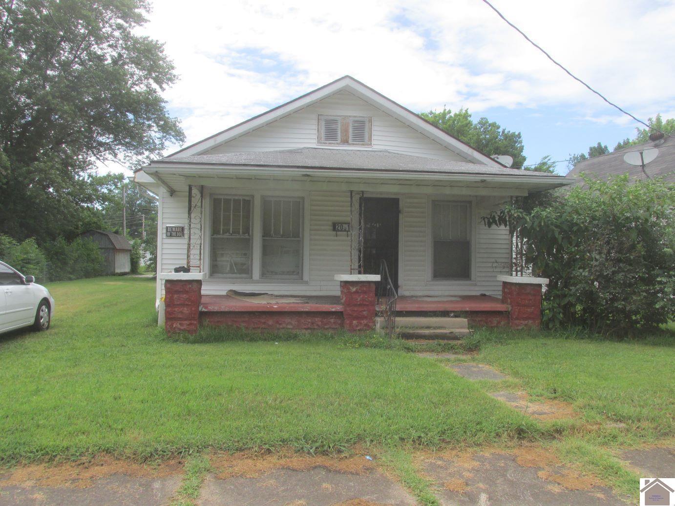 Property Photo:  2031 Clay St  KY 42001 