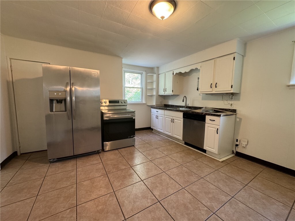 Property Photo:  3856 Alexis St  PA 15207 
