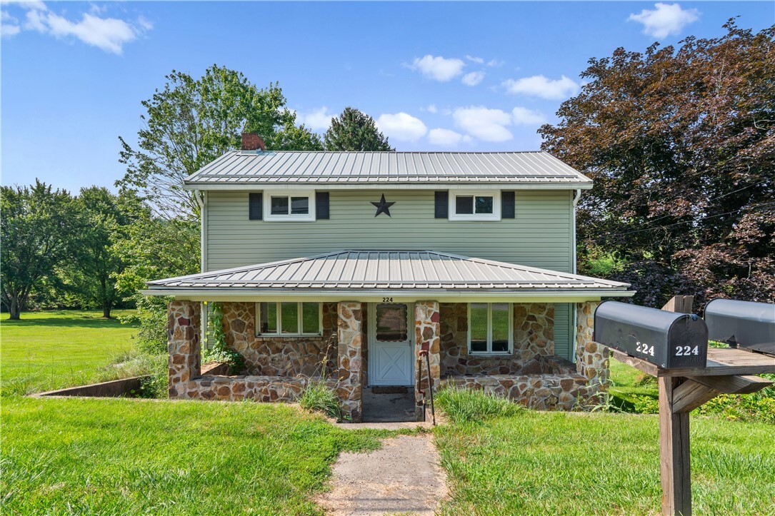 Property Photo: 224 East End PA 15425