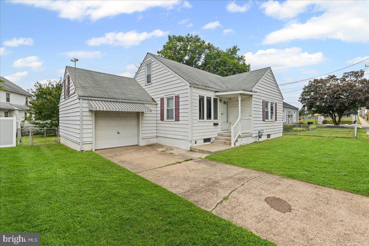 Property Photo: 801 Cedar La NJ 08610