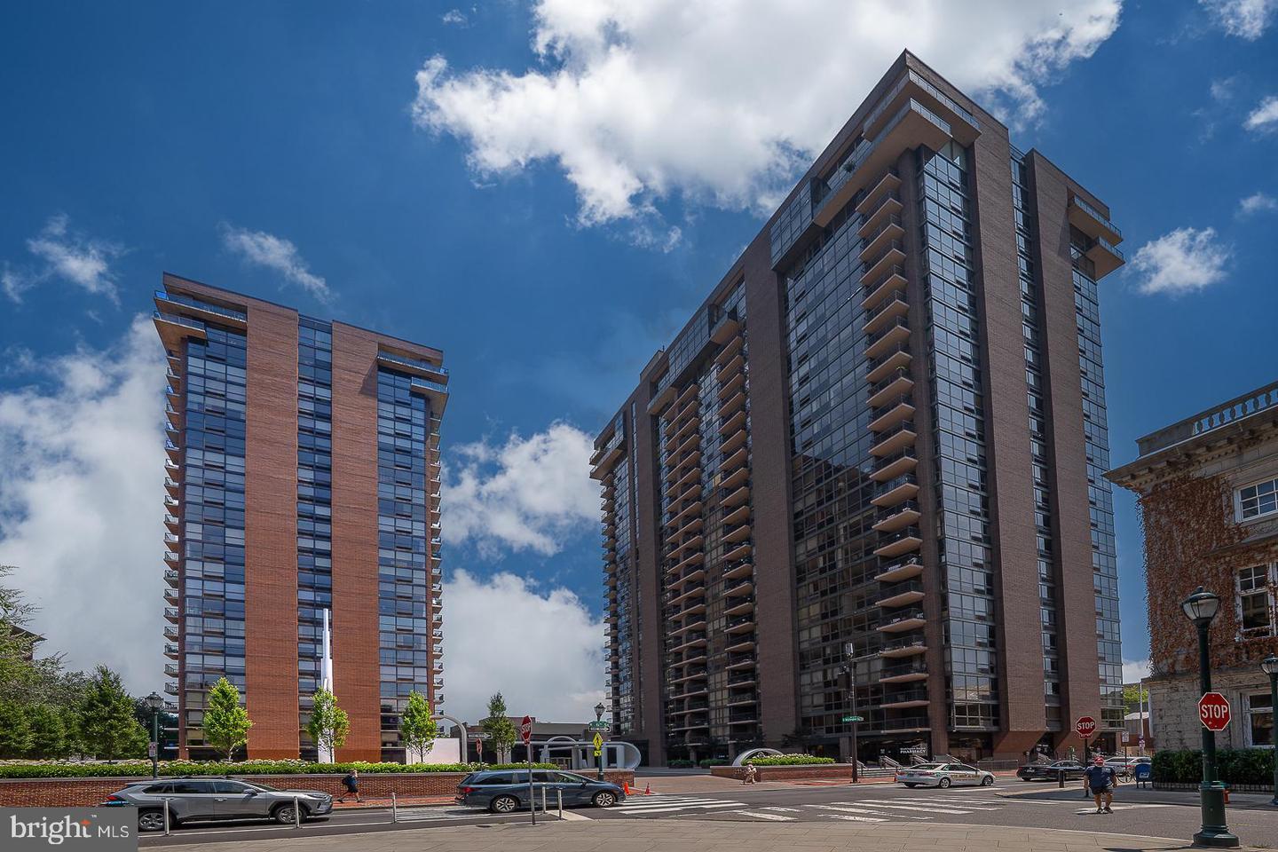Property Photo:  233 S 6th Street 2310F  PA 19106 