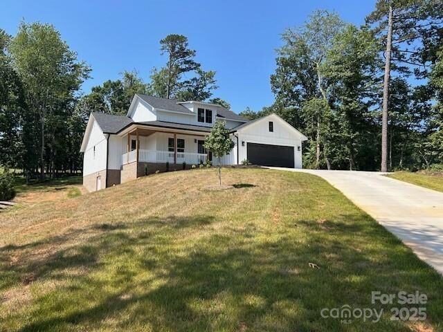 Property Photo: 141 Maplewood Court NC 28638