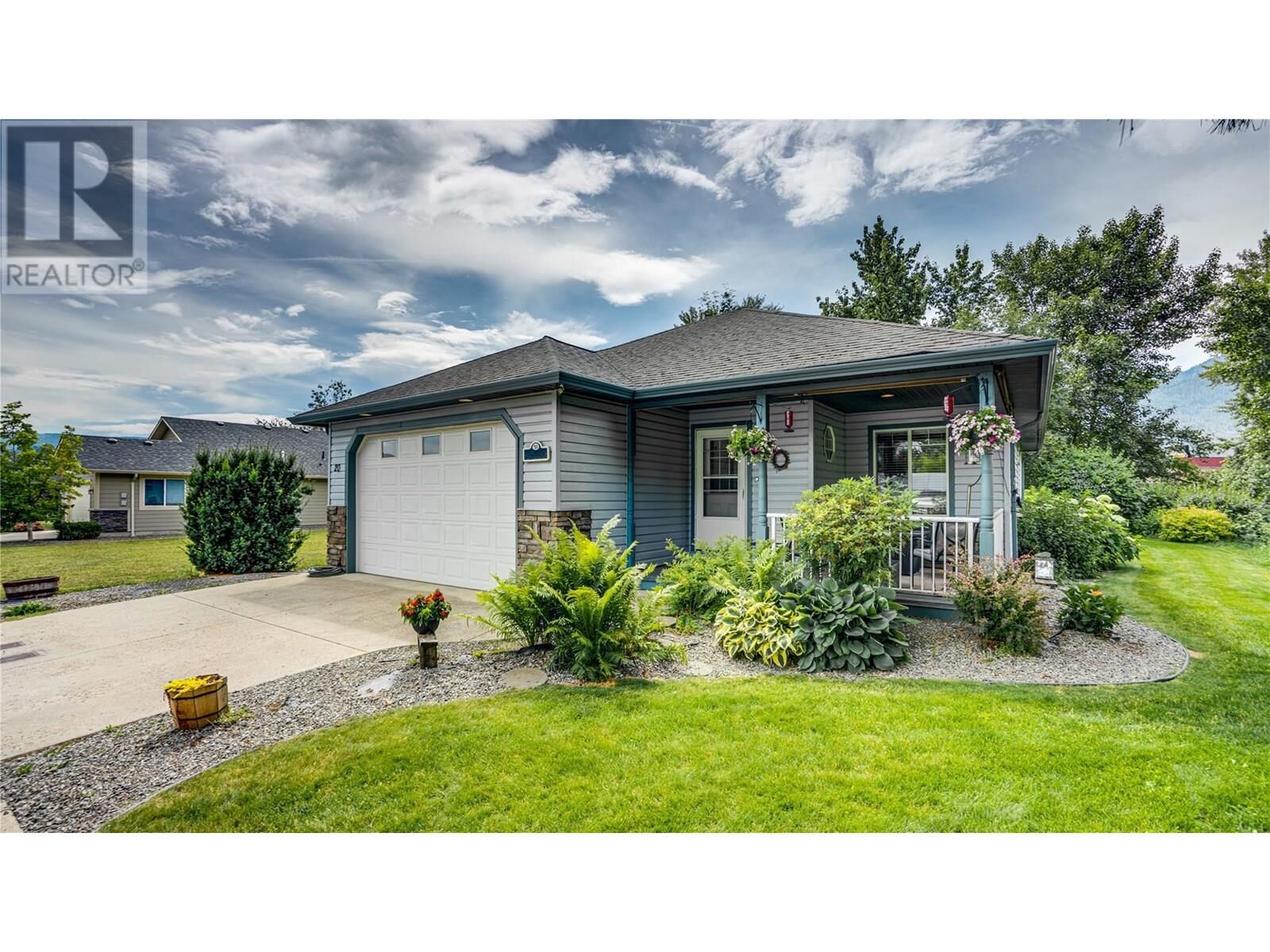 Property Photo: 601 Beatty Avenue Northwest 20 BC V1E 3J6
