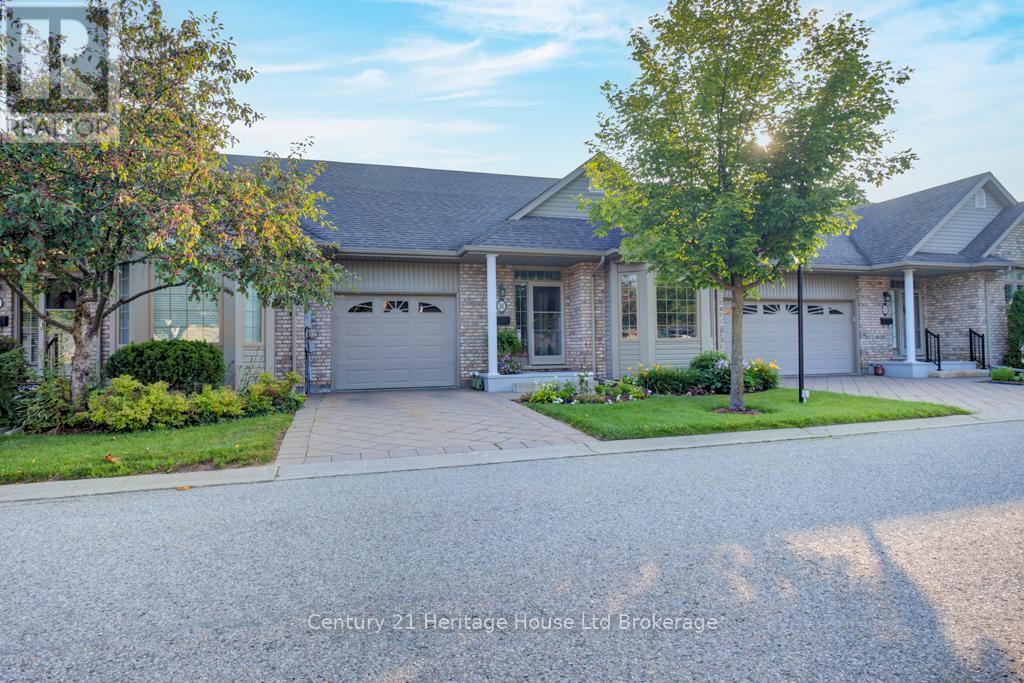 Property Photo: 500 Lakeview Drive 30 ON N4T 1W4
