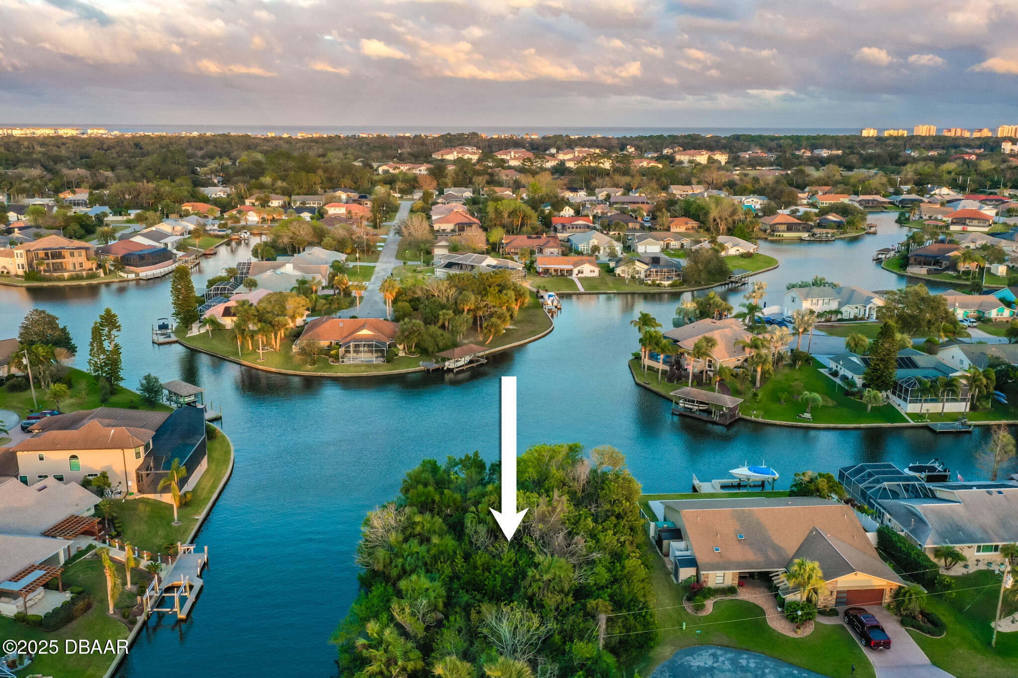 Property Photo:  44 Cloverdale Court N  FL 32137 