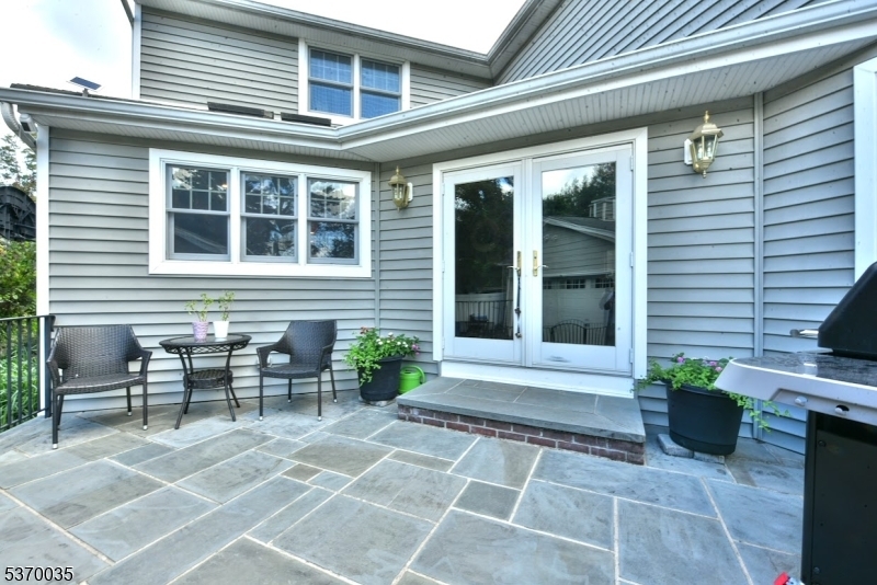 57 Highland Ave  Emerson Boro NJ 07630 photo