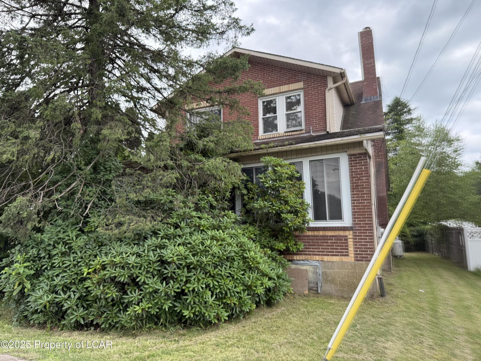 Property Photo: 1098 S Church Street PA 18201