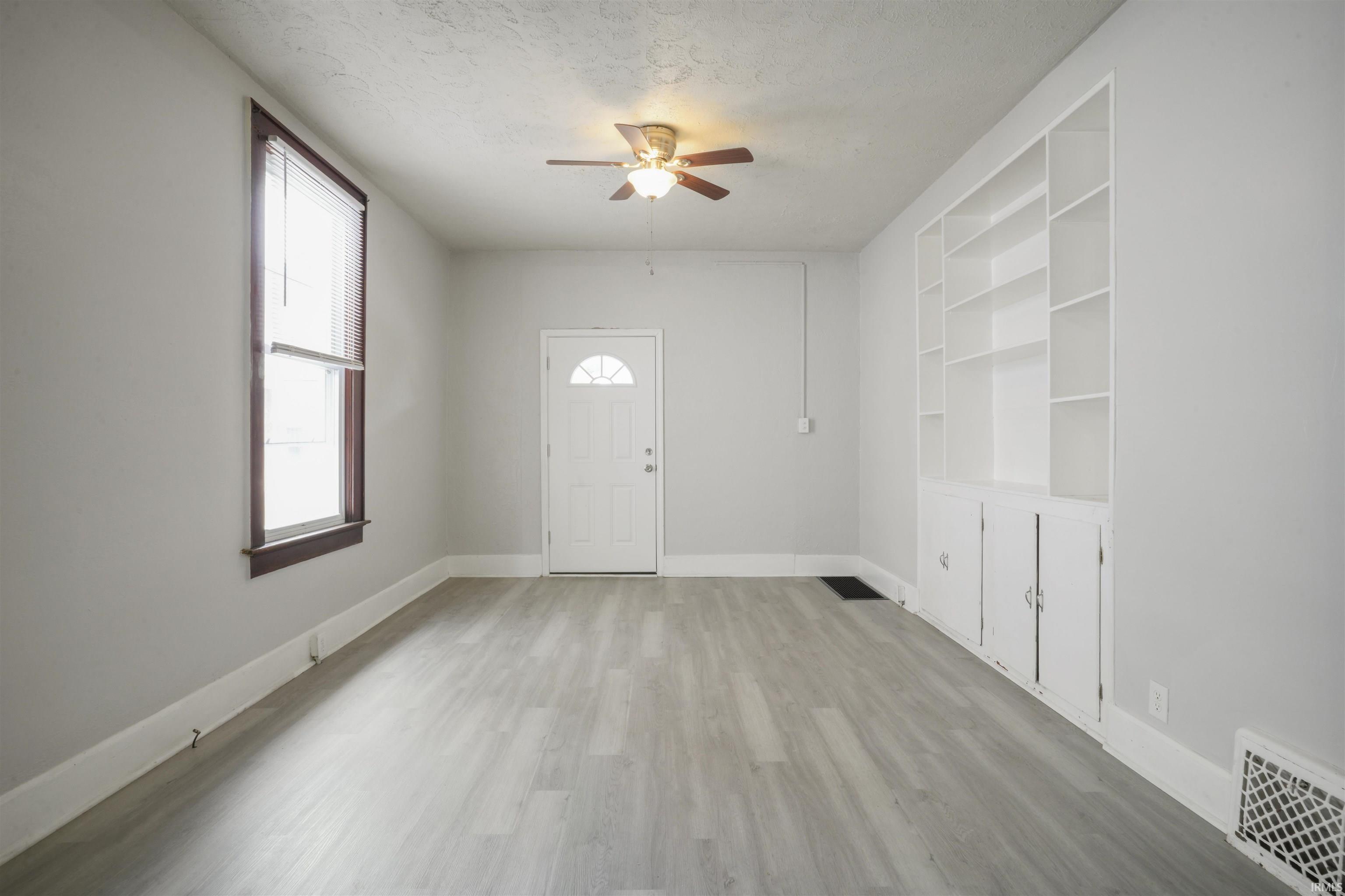 Property Photo: 620 Madison Avenue IN 47713