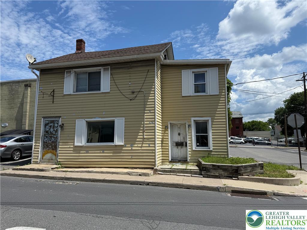 Property Photo:  5 S 9th Street  PA 18360 