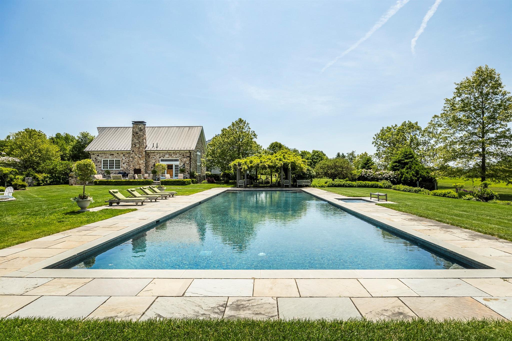 Property Photo: