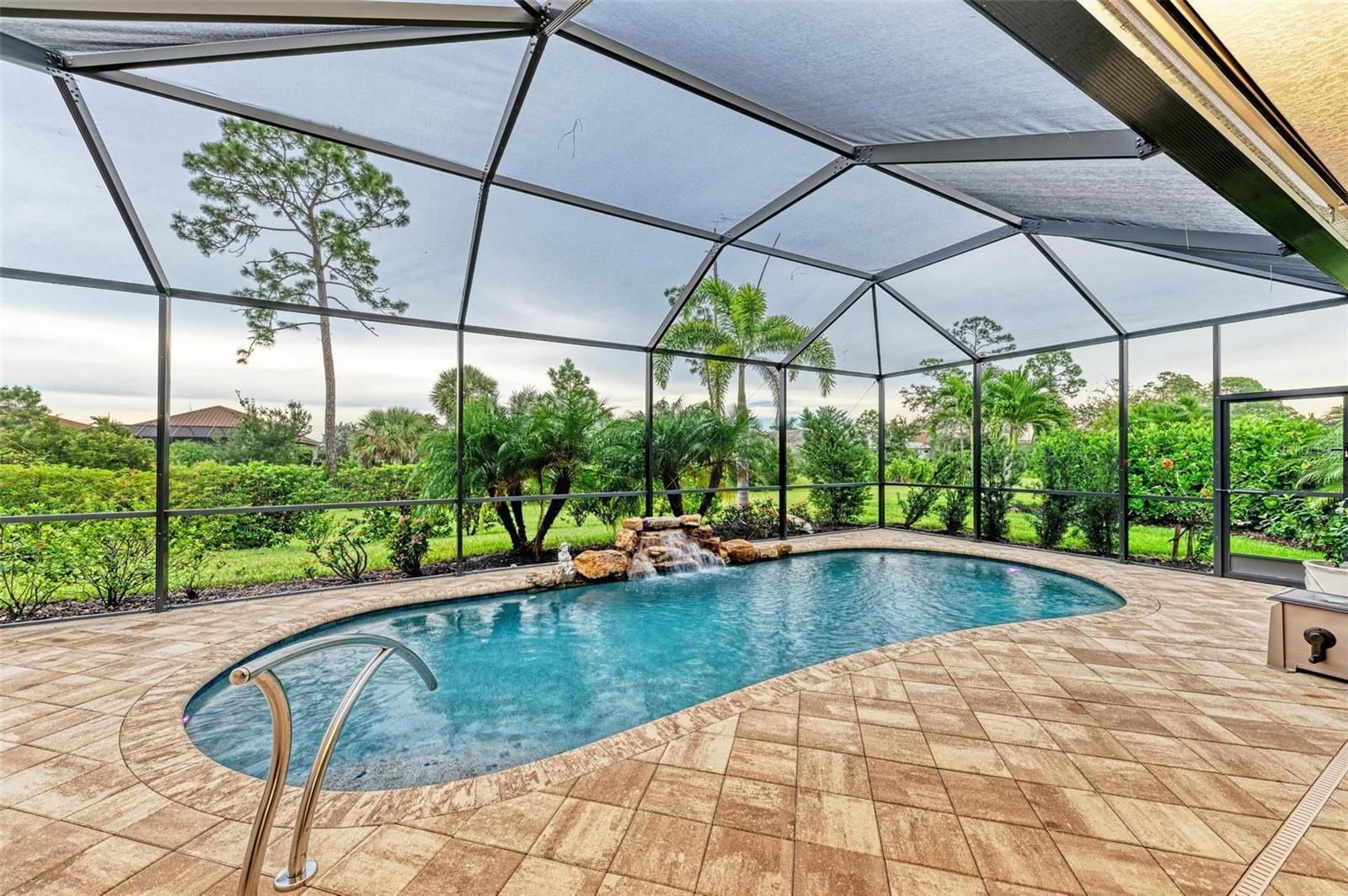 Property Photo: 11680 Tapestry Lane FL 34292