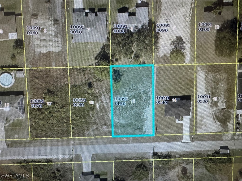 Property Photo: 3206 20th Street SW FL 33976