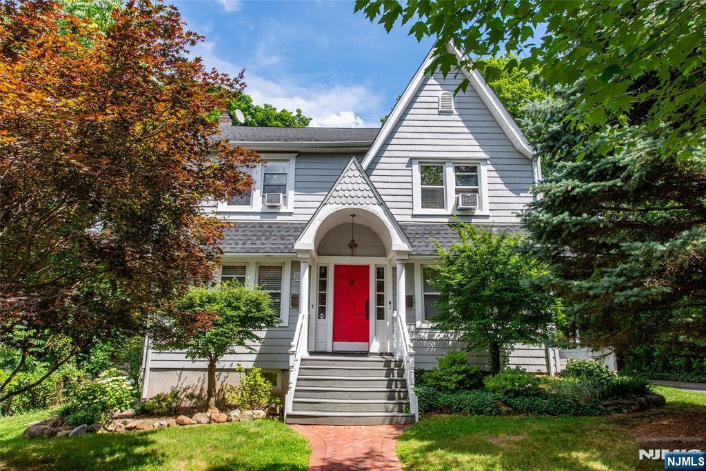 Property Photo:  241 Hope Street  NJ 07450 