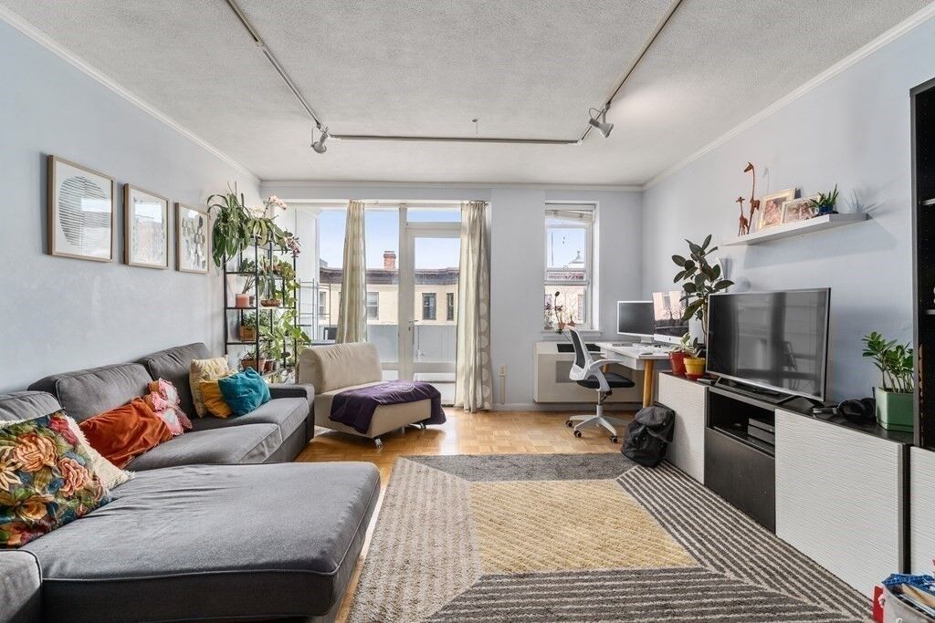 Property Photo:  100 Marion St. 41  MA 02446 