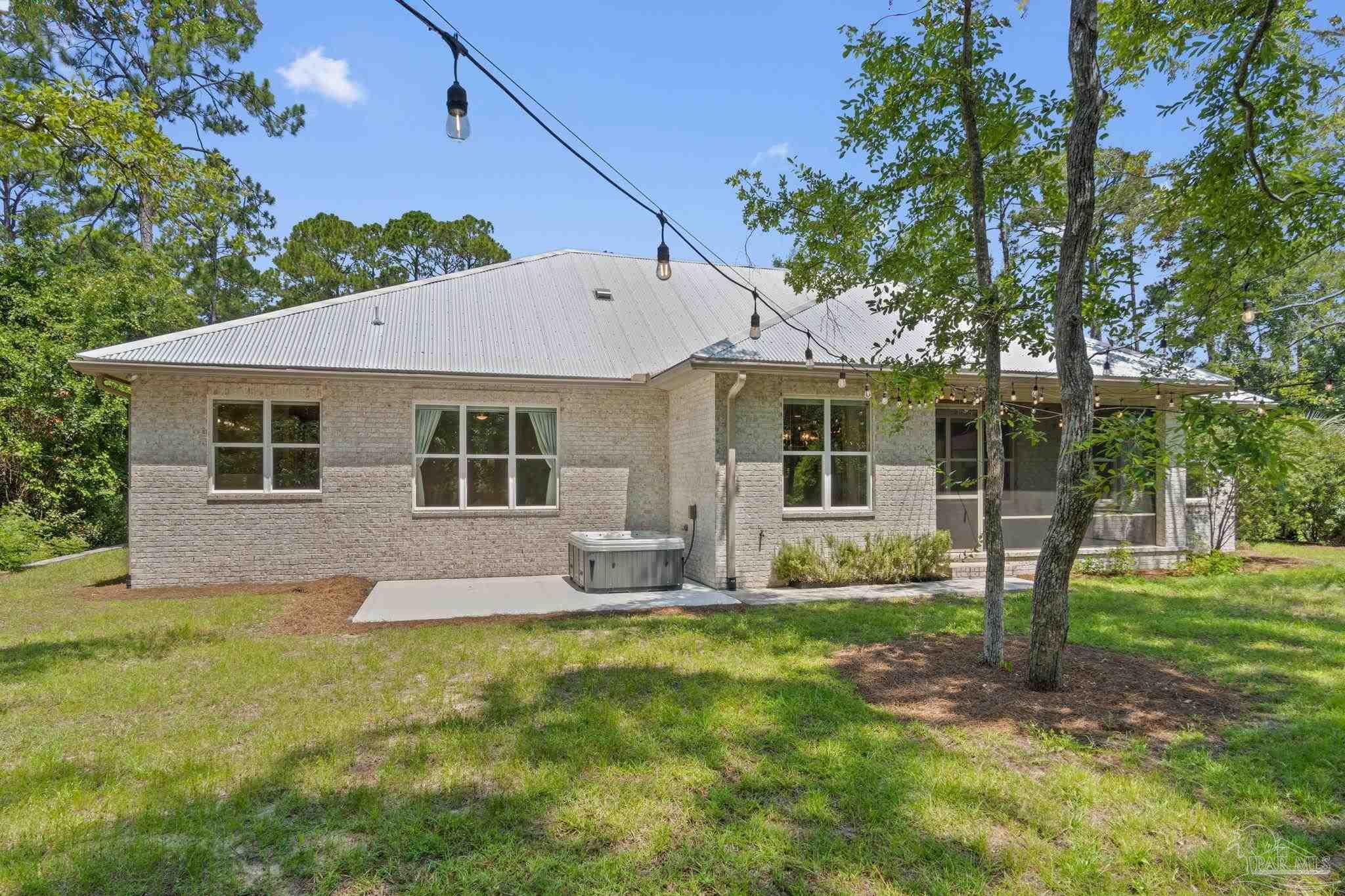 Property Photo:  590 Driftwood Point Rd  FL 32459 