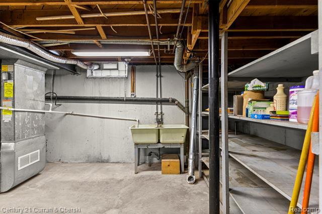 Property Photo: 11164 Kennebec Avenue MI 48101