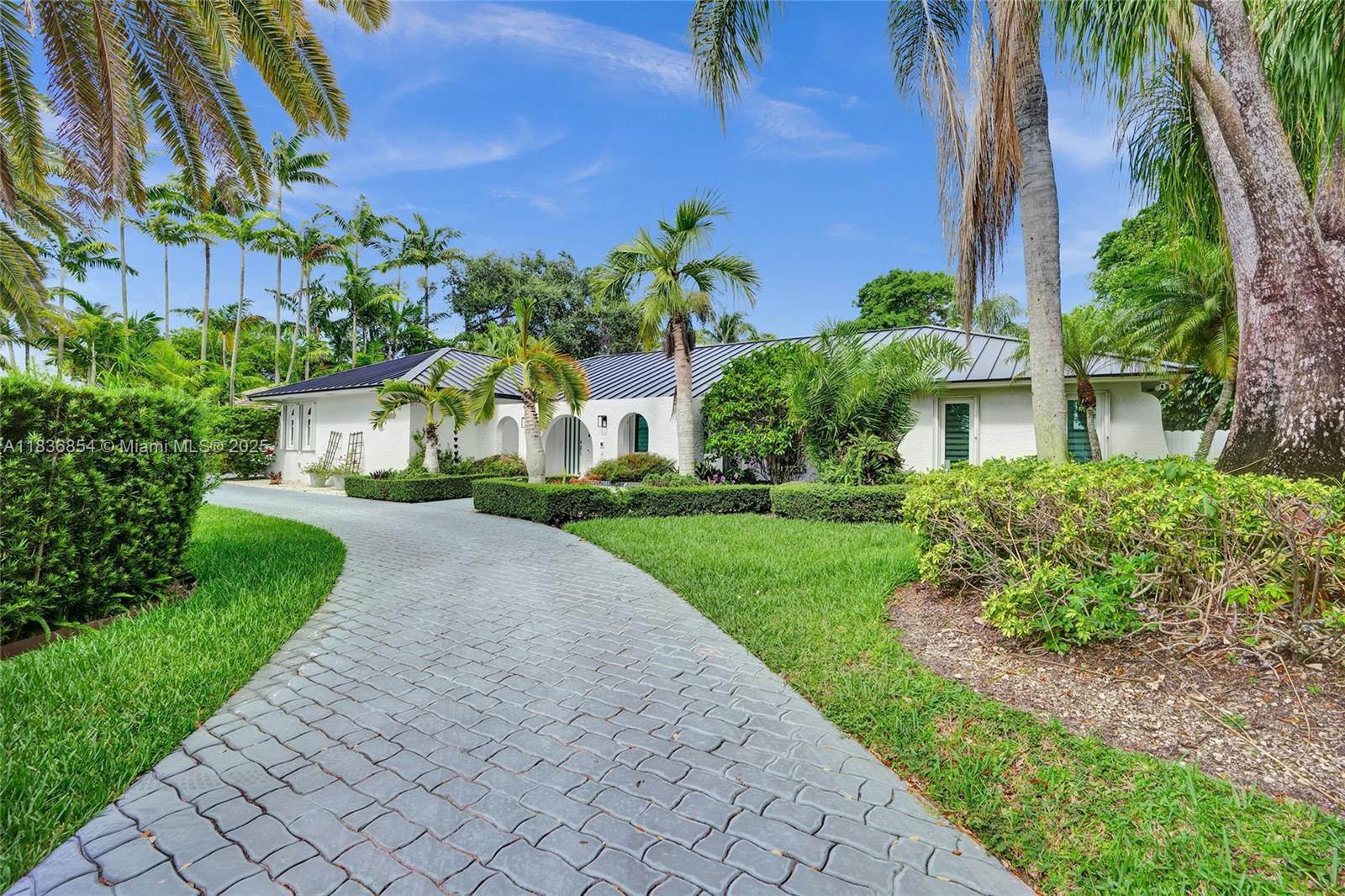 13110 SW 104th Ave  Miami FL 33176 photo