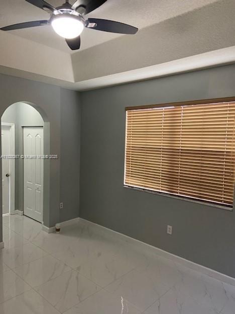 Property Photo:  928 SW 153rd Ct 928  FL 33194 