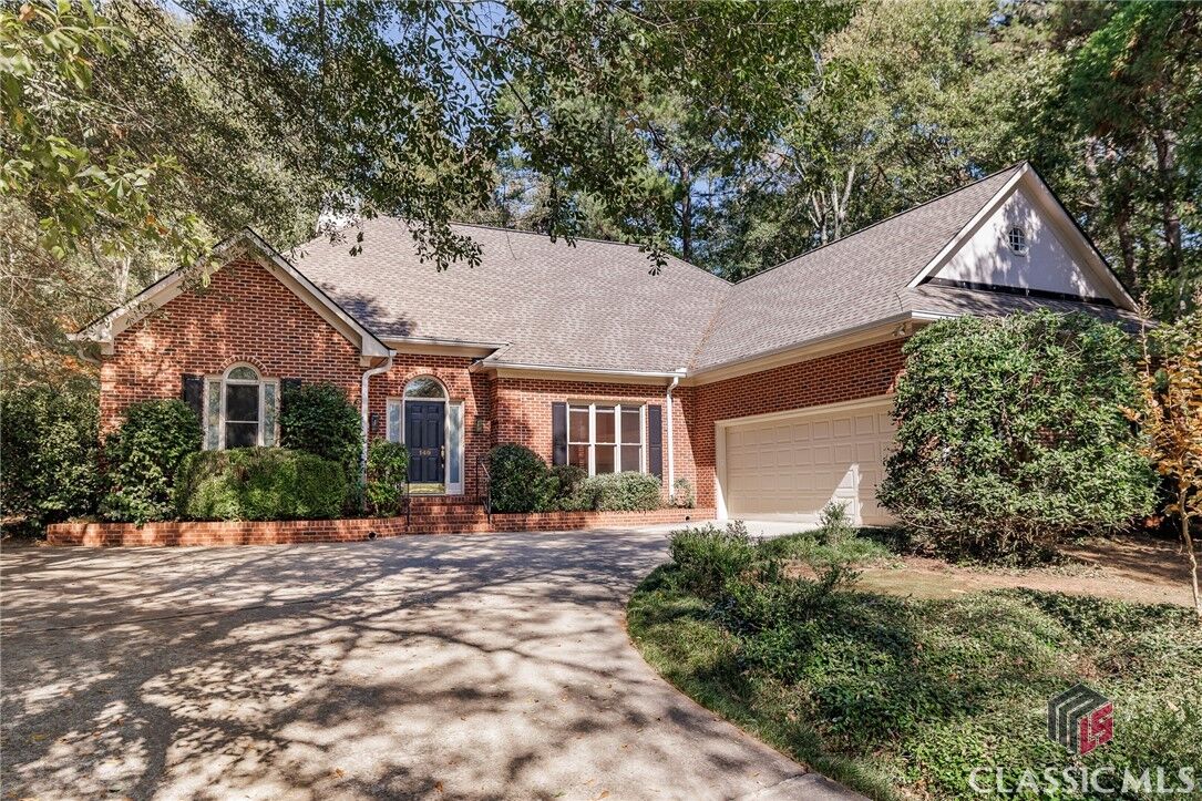 Property Photo: 140 Telfair Court GA 30606