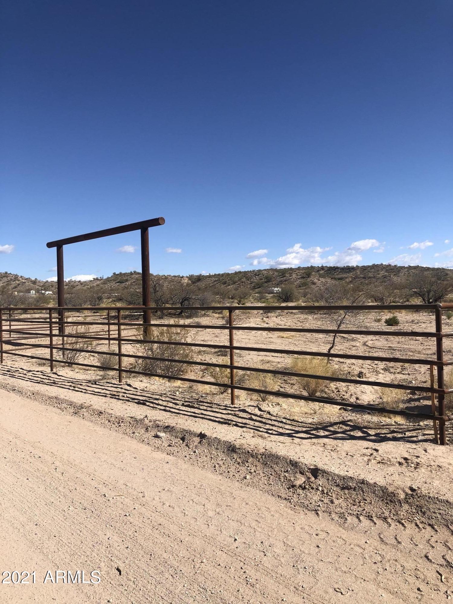 Property Photo: 0000 S Scenic Loop Road 8 AZ 85390