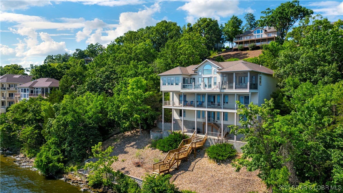 1129 Beacon Pointe Circle  Lake Ozark MO 65049 photo