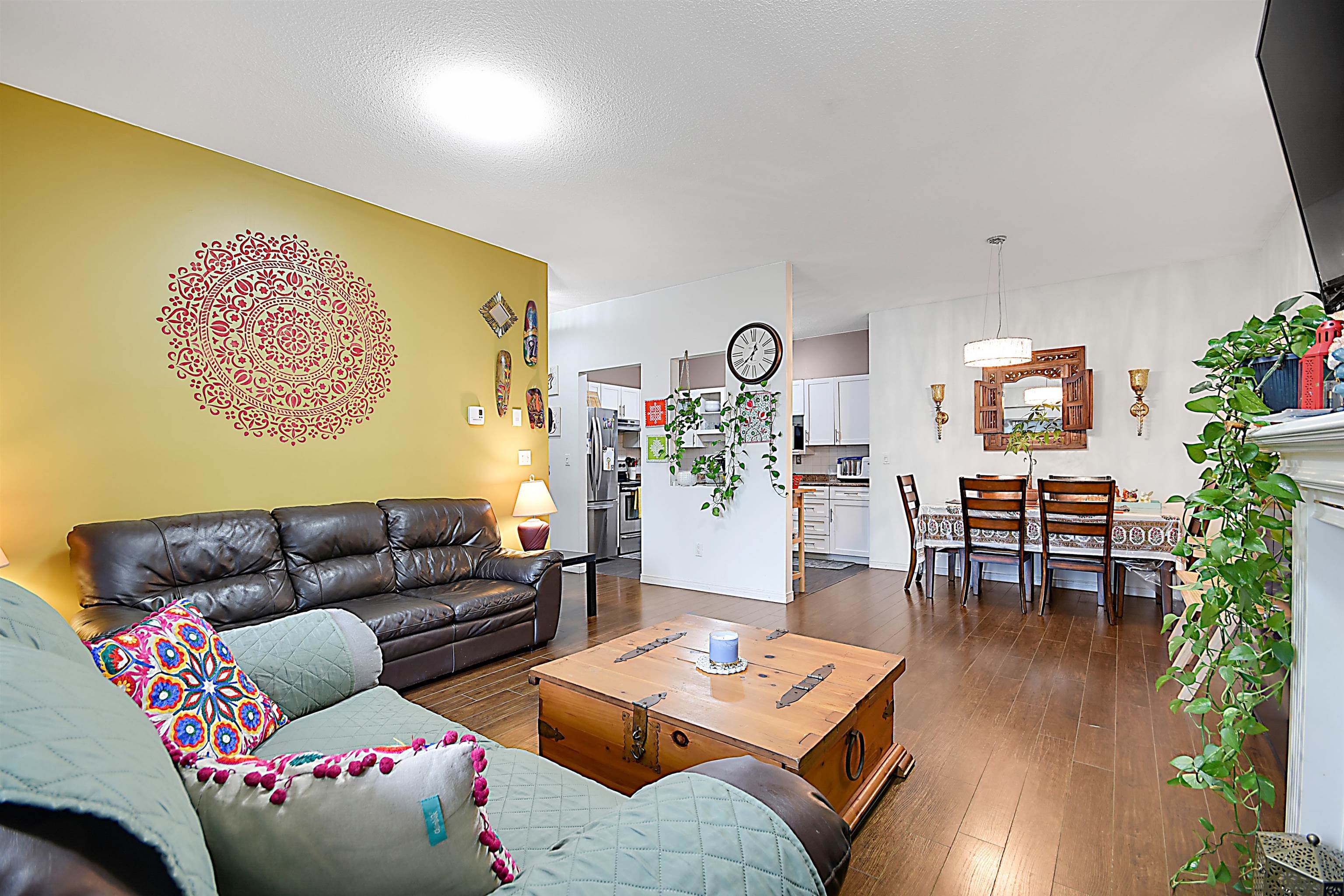 Property Photo: 13918 72 Avenue 118 BC V3W 0T4