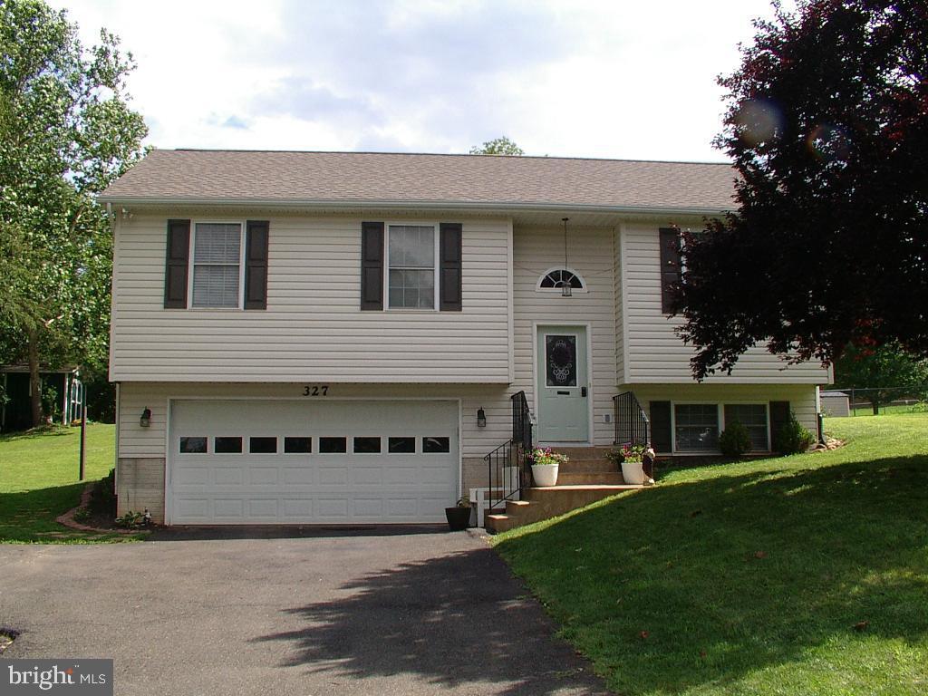 327 E 18th Street  Front Royal VA 22630 photo